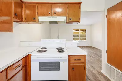 509 Cedar Drive #207, Georgetown, TX 78628 - Photo 14