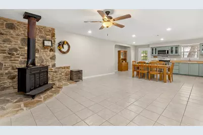 600 Windrush, Canyon Lake, TX 78133 - Photo 4