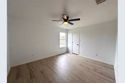 722 Lavaca Loop, Elgin, TX 78621 - Photo 14