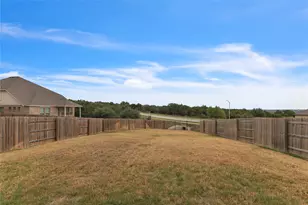 617 Silent Crk Cv, Georgetown, TX 78628 - Photo 32