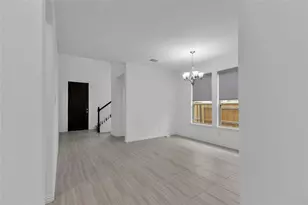 617 Silent Crk Cv, Georgetown, TX 78628 - Photo 6