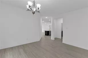 617 Silent Crk Cv, Georgetown, TX 78628 - Photo 16