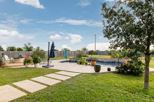 155 Comanche Cir, Hutto, TX 78634 - Photo 30