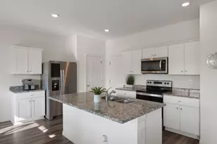 114 Pronghorn St, Hutto, TX 78634 - Photo 8