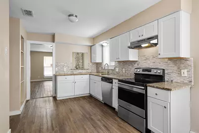 900 Fieldwood Drive, Austin, TX 78758 - Photo 8