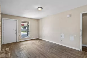 900 Fieldwood Dr, Austin, TX 78758 - Photo 26
