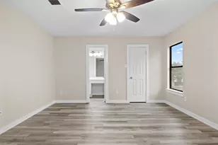 7529 Running Water Dr, Austin, TX 78744 - Photo 20