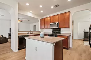 6317 Baythorne Dr, Austin, TX 78747 - Photo 14