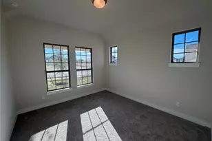 112 Gibbs Dr, Liberty Hill, TX 78642 - Photo 16