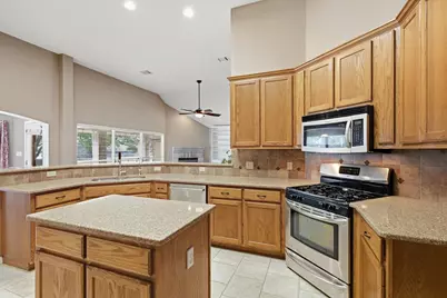 20004 Canterwood Lane, Pflugerville, TX 78660 - Photo 4