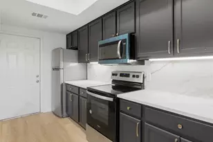 2622 Gwendolyn Ln, Austin, TX 78748 - Photo 12