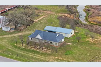 369 Young School House Road, Smithville, TX 78957 - Photo 20