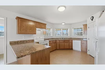 369 Young School House Road, Smithville, TX 78957 - Photo 18