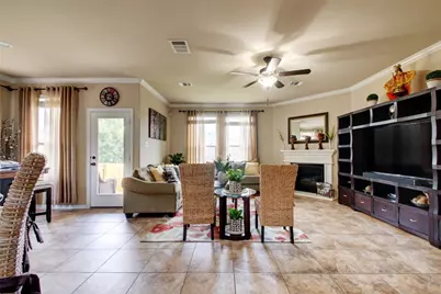 2004 Autumn Run Lane, Round Rock, TX 78665 - Photo 4