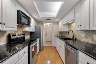 2704 San Pedro St, Austin, TX 78705 - Photo 18