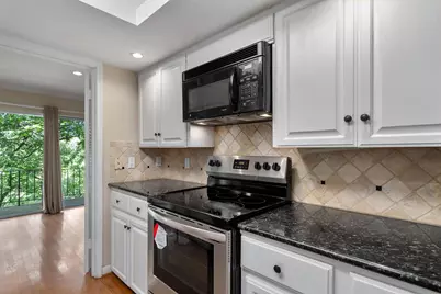 2704 San Pedro Street #A10, Austin, TX 78705 - Photo 20