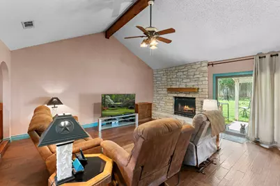 1011 Ramble Creek Drive, Pflugerville, TX 78660 - Photo 8