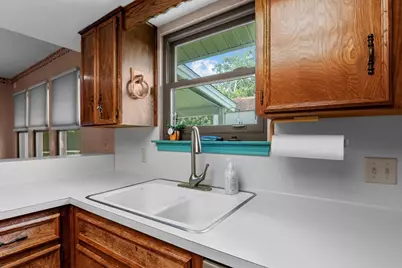 1011 Ramble Creek Drive, Pflugerville, TX 78660 - Photo 16