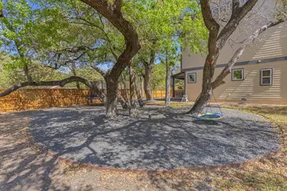 1405 Matthews Lane, Austin, TX 78745 - Photo 38
