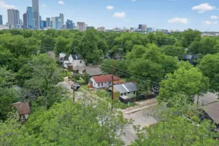 1912 Holly St, Austin, TX 78702 - Photo 4