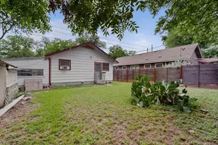 1912 Holly St, Austin, TX 78702 - Photo 6