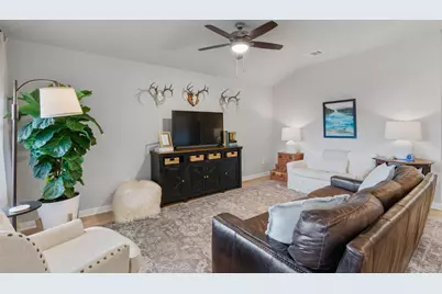 3059 Pike Drive, New Braunfels, TX 78132 - Photo 4