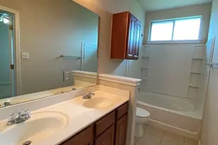 207 Brown St, Hutto, TX 78634 - Photo 16