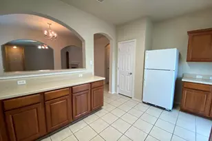 207 Brown St, Hutto, TX 78634 - Photo 12