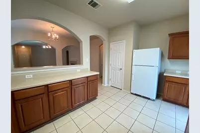 207 Brown Street, Hutto, TX 78634 - Photo 12