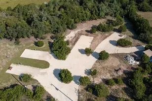 1040 County Rd 323A, Liberty Hill, TX 78642 - Photo 8