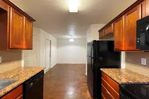 207 Andy Ln, Temple, TX 76502 - Photo 6