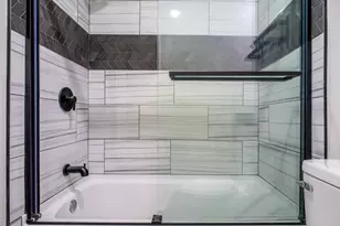 303 Cedarhill Dr, Granite Shoals, TX 78654 - Photo 12