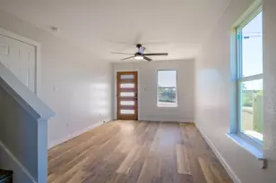 303 Cedarhill Dr, Granite Shoals, TX 78654 - Photo 6