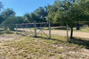 403 Kruse Loop, Lakehills, TX 78063 - Photo 16