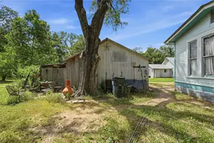 503 Main St, Martindale, TX 78655 - Photo 36