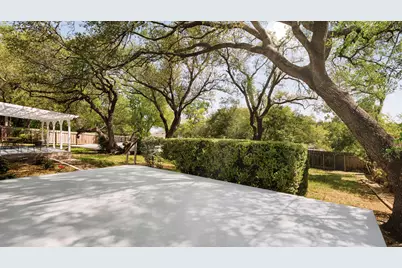 9305 Springwood Drive, Austin, TX 78750 - Photo 18