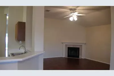 13915 Randalstone Drive, Pflugerville, TX 78660 - Photo 2
