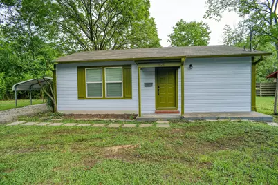 601 Elm Street, Bastrop, TX 78602 - Photo 2