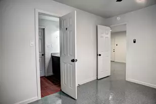 601 Elm St, Bastrop, TX 78602 - Photo 24