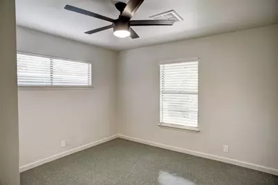 601 Elm Street, Bastrop, TX 78602 - Photo 22