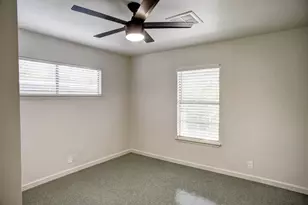 601 Elm St, Bastrop, TX 78602 - Photo 22