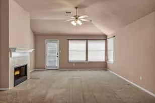 5700 Lomita Verde Cir, Austin, TX 78749 - Photo 6