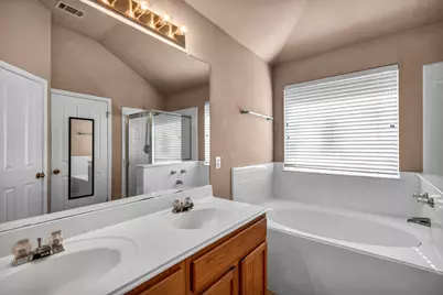 5700 Lomita Verde Circle, Austin, TX 78749 - Photo 12