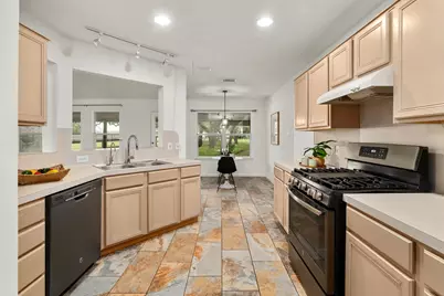 9104 Elm Creek Cove, Austin, TX 78736 - Photo 10