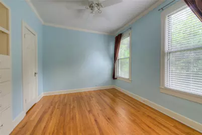720 Sparks Avenue, Austin, TX 78705 - Photo 12