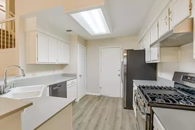 7010 Riverton Drive, Austin, TX 78729 - Photo 18