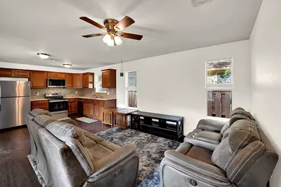 301 Armstrong Street, San Marcos, TX 78666 - Photo 4