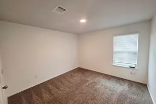 133 Hammond Ct, Jarrell, TX 76537 - Photo 20