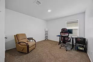 133 Hammond Ct, Jarrell, TX 76537 - Photo 16