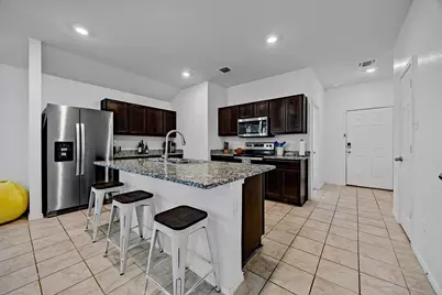 133 Hammond Court, Jarrell, TX 76537 - Photo 6